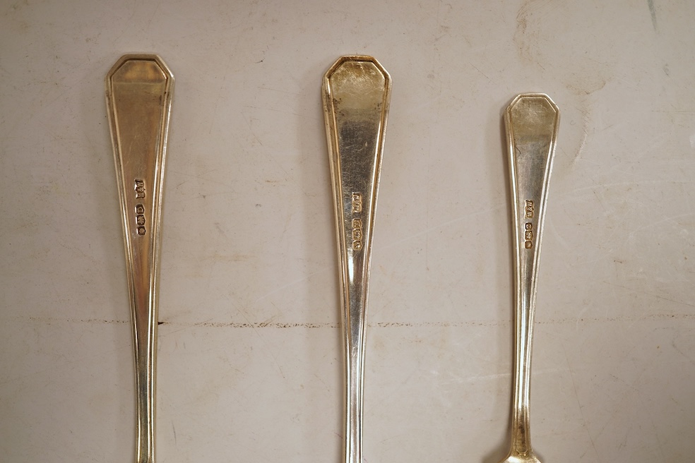 An Elizabeth II part canteen of silver cutlery, by Mappin & Webb, comprising six of the following, tablespoons, table forks, dessert spoons, soup spoons dessert forks, coffee spoons, teaspoons, grapefruit spoons, fish fo